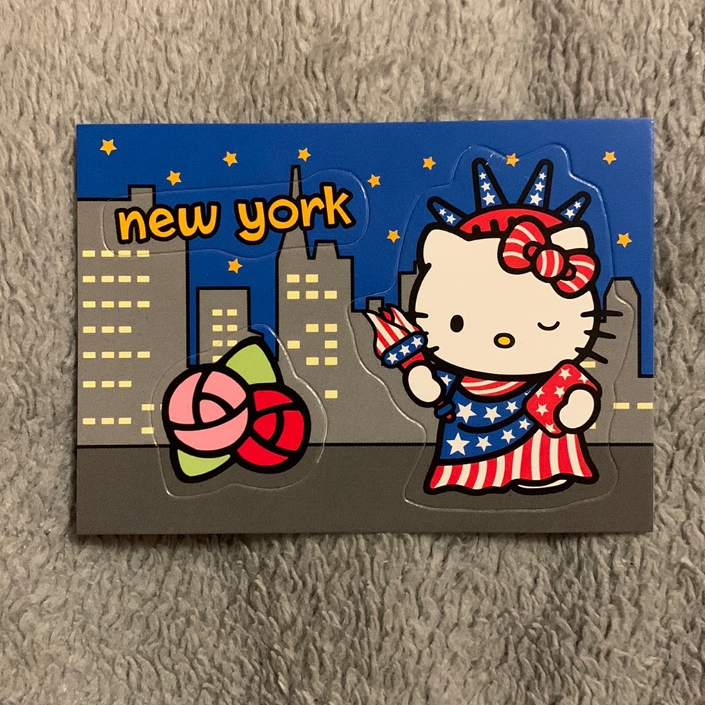 5/10$ New York Hello Kitty stickers!